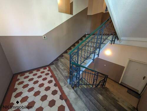 Treppenhaus - 2 Zimmer Etagenwohnung in Chemnitz