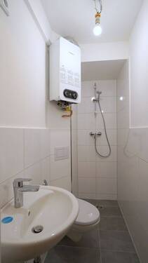 Modernisiertes Duschbad - 