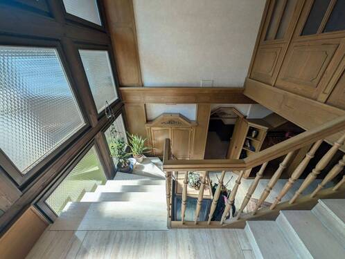  Treppenhaus beim Saal - 