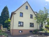 Straßenansicht - 9 Zimmer Einfamilienhaus in Wissen