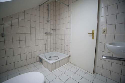 Badezimmer - Etagenwohnung mit 58,70 m² in Kehl zur Miete