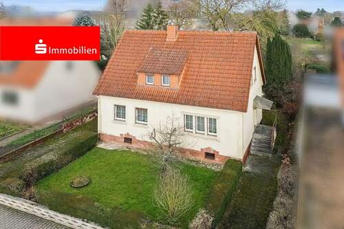 Straßenansicht - Einfamilienhaus in Dieburg - 590.000,00&nbsp;EUR Kaufpreis, ca.&nbsp; 168,00&nbsp;m&sup2;&nbsp;Wohnfl&auml;che