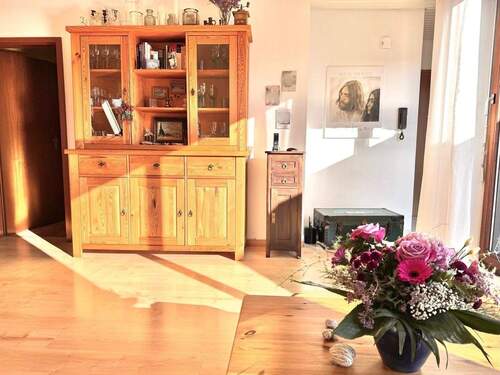 Wohn-/Esszimmer - 3 Zimmer Etagenwohnung zum Kaufen in Gerlingen