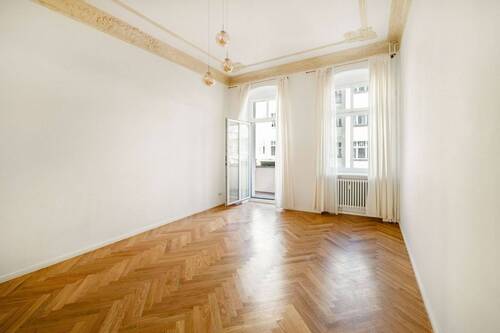 Weitere Ansicht Wohnzimmer - 2 Zimmer Etagenwohnung zum Kaufen in Berlin