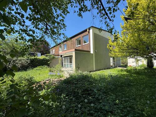 Großer Garten.jpg - Charmante, gepflegte DHH mit großem Garten und Potential