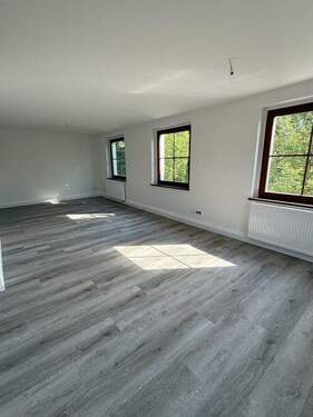 Wohnzimmer - Etagenwohnung mit 120,00 m² in Kriebstein zur Miete
