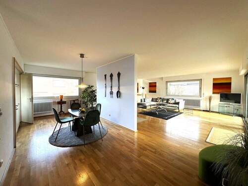 … und den großen Wohnraum … - 