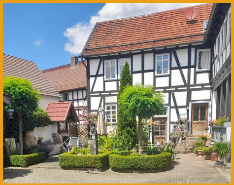 Innenhof.JPG - DER FACHWERKTRAUM IM SCHWÄLMER LAND! KEINE KÄUFERPROVISION!