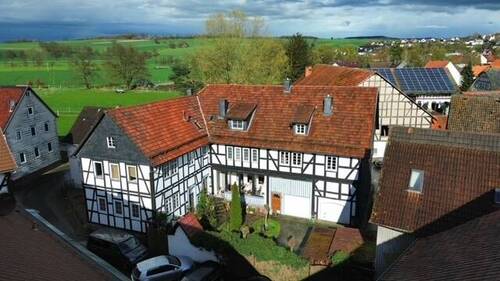 Außenansicht - 1 Zimmer Mehrfamilienhaus, Wohnhaus zum Kaufen in Schrecksbach