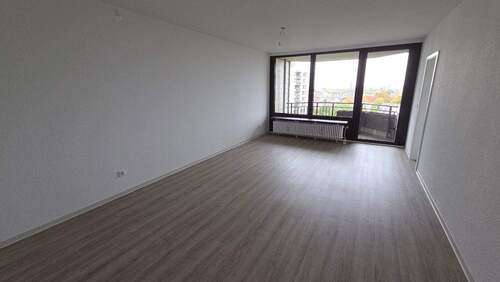 Wohnen / Schlafen - 1 Zimmer Etagenwohnung zur Miete in Köln