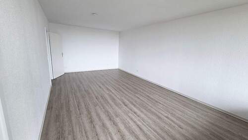 Wohnen / Schlafen - 1 Zimmer Etagenwohnung in Köln
