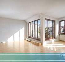 Helle Wohnung mit Dachterrasse in ruhiger Lage - München / Allach Allach-Untermenzing