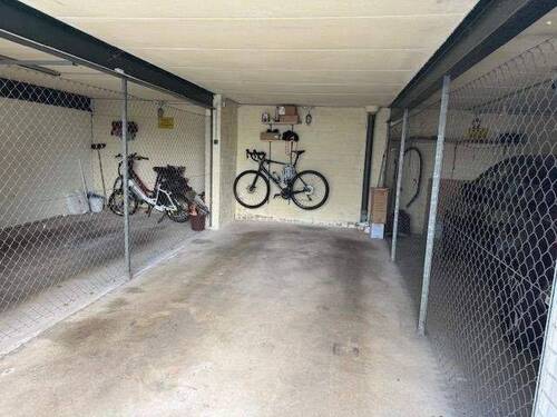 Garage - 