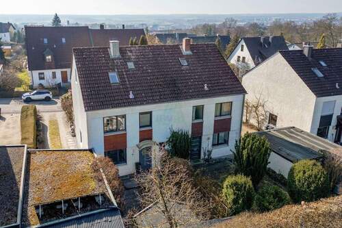 Luftbild - Doppelhaushälfte mit 122,00 m&sup2; in Amberg zum Kaufen