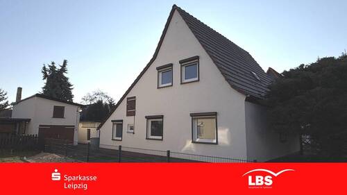 Seitenansicht - Kleines Häuschen im Grünen! - 280.000,00&nbsp;EUR Kaufpreis, ca.&nbsp; 75,00&nbsp;m&sup2;&nbsp;Wohnfl&auml;che