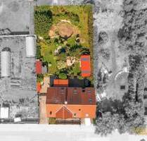 Gepflegtes Einfamilienhaus mit Einliegerwohnung, auf großem Grundstück in Kelheim, zu verkaufen.