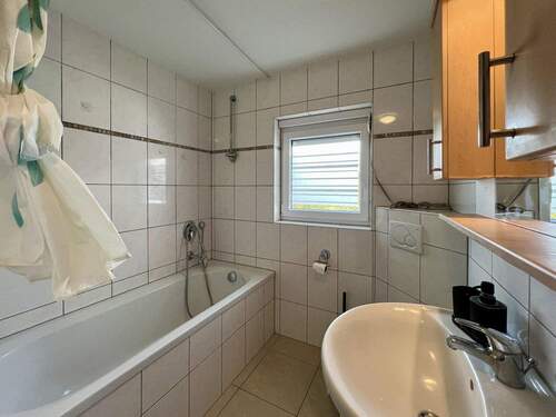 2. OG/DG_Tageslichtbad - 