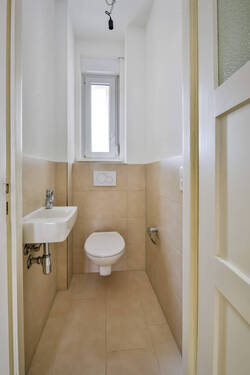 separates WC - 