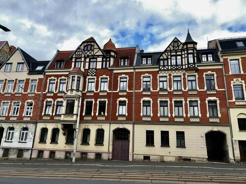 Vordereingang zum Neubau - 2 Zimmer Etagenwohnung in Plauen