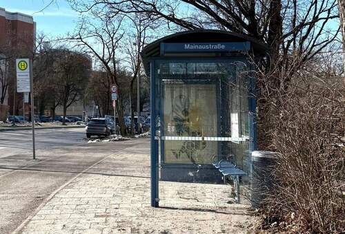 Bushaltestelle - 