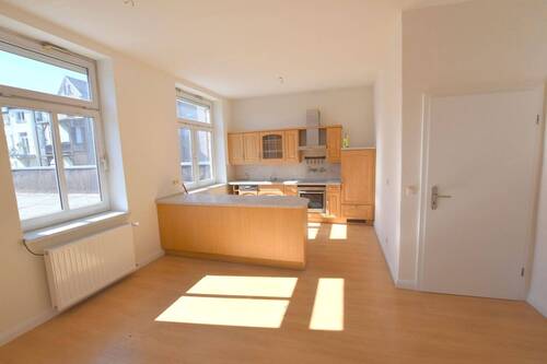 Wohnküche - Geräumige Wohnung in Schweriner Weststadt - Malerarbeiten 2026