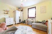 Schlafzimmer 2 - Etagenwohnung mit 91,10 m&sup2; in Gelnhausen zum Kaufen