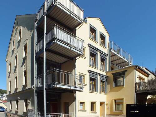 Hofansicht - 2 Zimmer Etagenwohnung zum Kaufen in Kirchberg