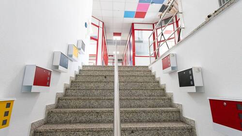 Flur - Büro mit 4,00 m&sup2; in Frankfurt am Main zur Miete