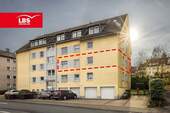 Außenansicht - Top-gepflegte 4-Zimmer-Wohnung mit großer Loggia, Gäste-WC und Garage