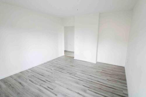 Wohnzimmer - 2 Zimmer Einfamilienhaus in Berlin