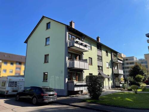 Gebäudeansicht - 4 Zimmer Etagenwohnung zum Kaufen in Hausach