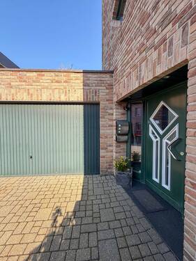 4 Eingang Souterrain - Einfamilienhaus mit 155,00 m&sup2; in Geilenkirchen / Müllendorf zum Kaufen