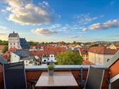 Aussicht vom Dachbalkon über die Dächer der Stadt - 4 Zimmerwohnung mit Balkon im Stadtzentrum z. Zt. vermietet