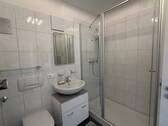 Bad mit Dusche - Etagenwohnung mit 92,00 m&sup2; in Borna zum Kaufen