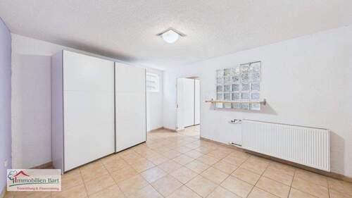 Schlafzimmer UG - 
