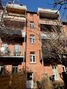 hofseitige Fassade mit Balkonanlage - 2 Zimmer Etagenwohnung in Erfurt