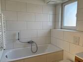 Bad - 4 Zimmer Etagenwohnung in Emmerich am Rhein