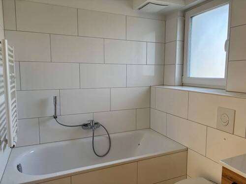 Bad - 4 Zimmer Etagenwohnung in Emmerich am Rhein