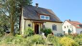 Hausansicht - Charmantes Einfamilienhaus in ruhiger Lage von Nbg.-Worzeldorf!