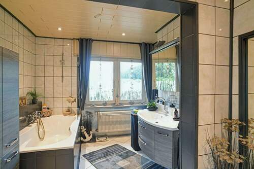 Badezimmer EG - 