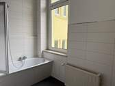 Tageslichtbad mit Wanne - 