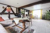 Wohnbereich OG - 4 Zimmer Einfamilienhaus zum Kaufen in Solms