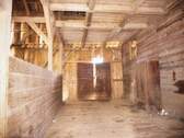 Scheune Innen am Haus - 