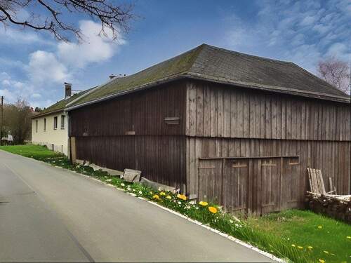 Straßenansicht - 6 Zimmer Einfamilienhaus zum Kaufen in Markneukirchen