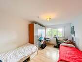 Schlafzimmer - Etagenwohnung mit 63,00 m&sup2; in Stuttgart zum Kaufen