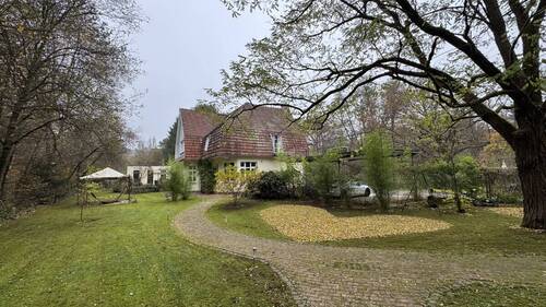 5. Hausansicht Herbst - 