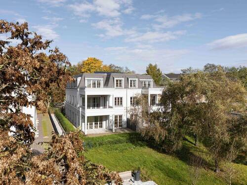 Bild 1 - Zeitlose Architektur & nachhaltiger Komfort - Exklusive Etagenwohnung in Potsdam