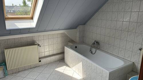 Badezimmer Dachgeschoss - 
