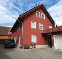 Mehrfamilienwohnhaus mit Nebengebäuden in Hohlach zu verkaufen! - Simmershofen
