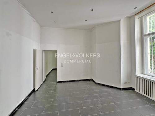 Fläche im EG (links) - Büro zur Miete in Berlin